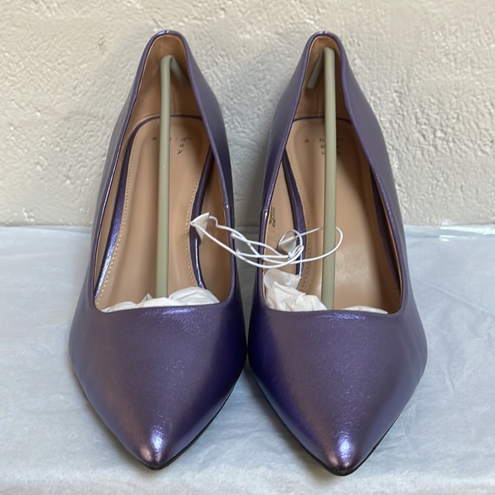 High Heels - Picture 5 of 7